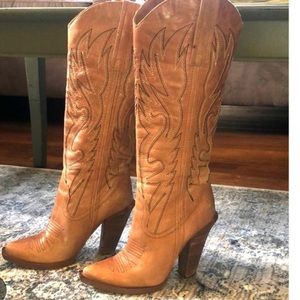 Rare vintage Jessica Simpson boots